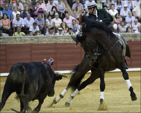 El acero deja sin premio una gran tarde de Ventura en Córdoba