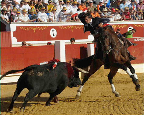 Una oreja a pesar de tener un mal lote en Torrejón de Ardoz