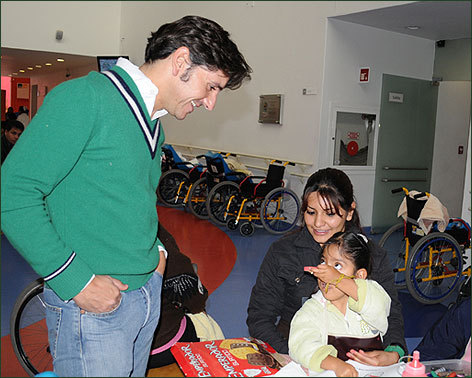 Diego Ventura visita a los niños del Teletón en el CRIT del Estado de México