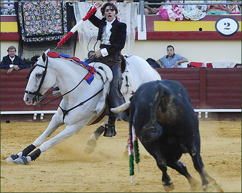 Tarde cumbre: cuatro orejas en Vera