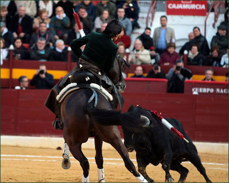Excelente nivel y dos orejas en el arranque de la temporada en Murcia