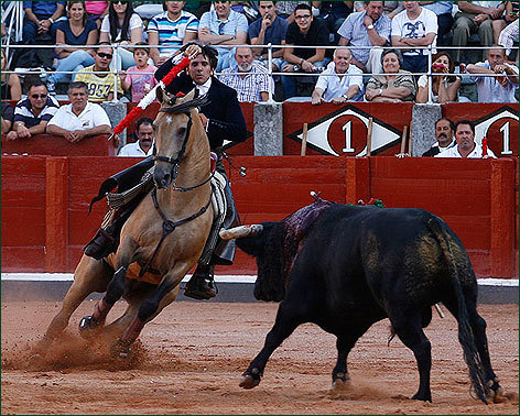 Cumbre de Diego Ventura en Salamanca: cuatro orejas y petición de rabo