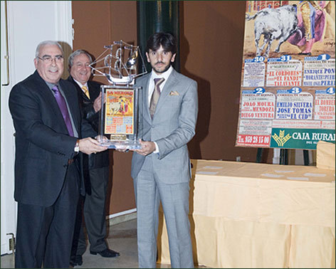 Diego Ventura, rejoneador triunfador del ciclo onubense 2009 por la Tertulia Litri