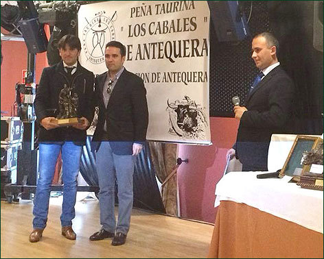 Diego Ventura, doblete en la entrega de premios de la Peña Los Cabales de Antequera