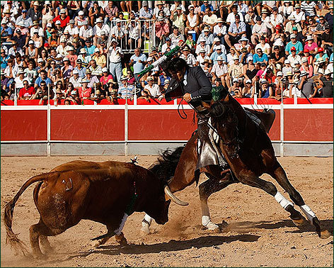Diego Ventura, tres orejas y rabo en San Pedro del Pinatar