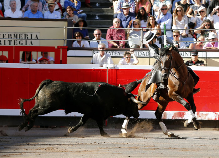 Diego Ventura, superior a sus toros en Bilbao