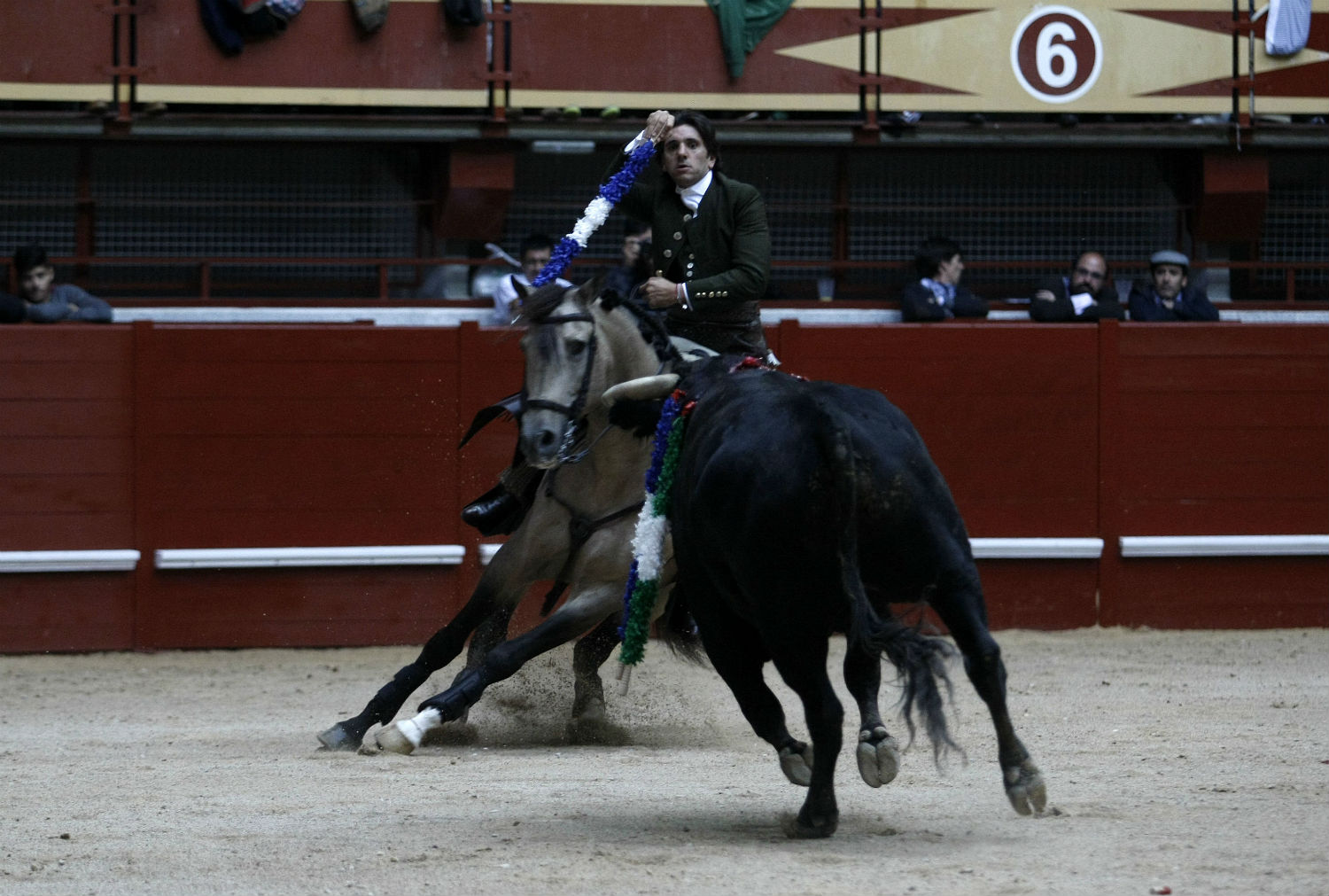 Una oreja que no hace justicia