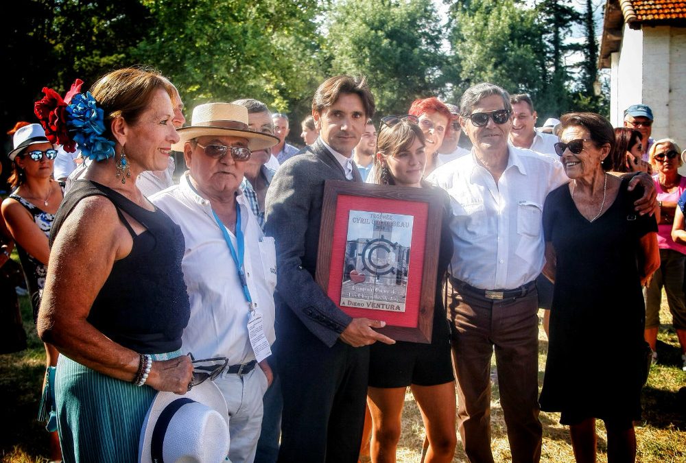 El Club Paul Ricard entrega a Ventura el premio como triunfador de Arles