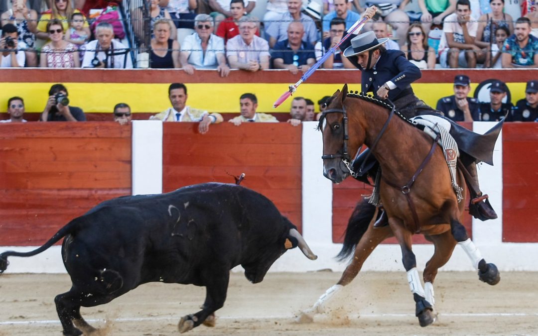 Tres orejas y un rabo en Calasparra
