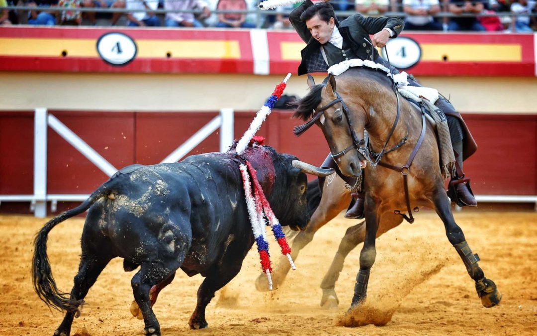 Con todos los toros, en todas las plazas
