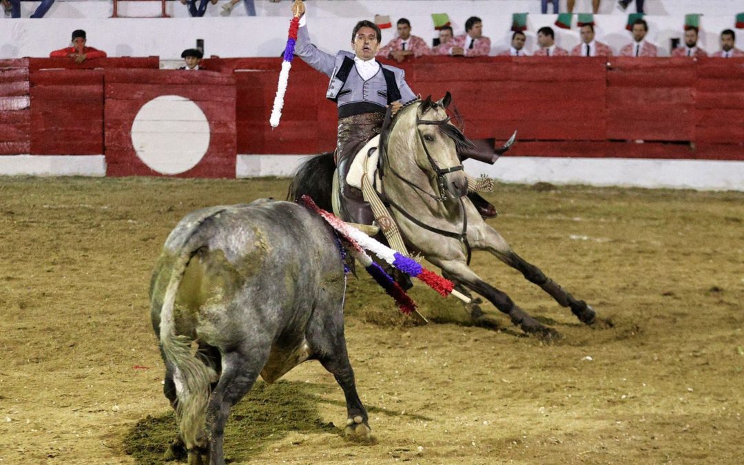 Vuelta por sus fueros